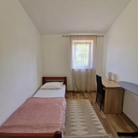 San Rocco Apartment, Apartment